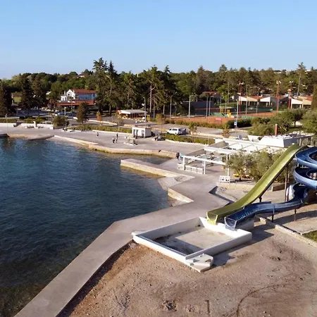 Apartment Tulux Poreč Exteriör bild